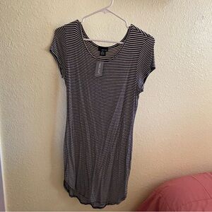 Striped Short Sleeve T-Shirt Dress Medium